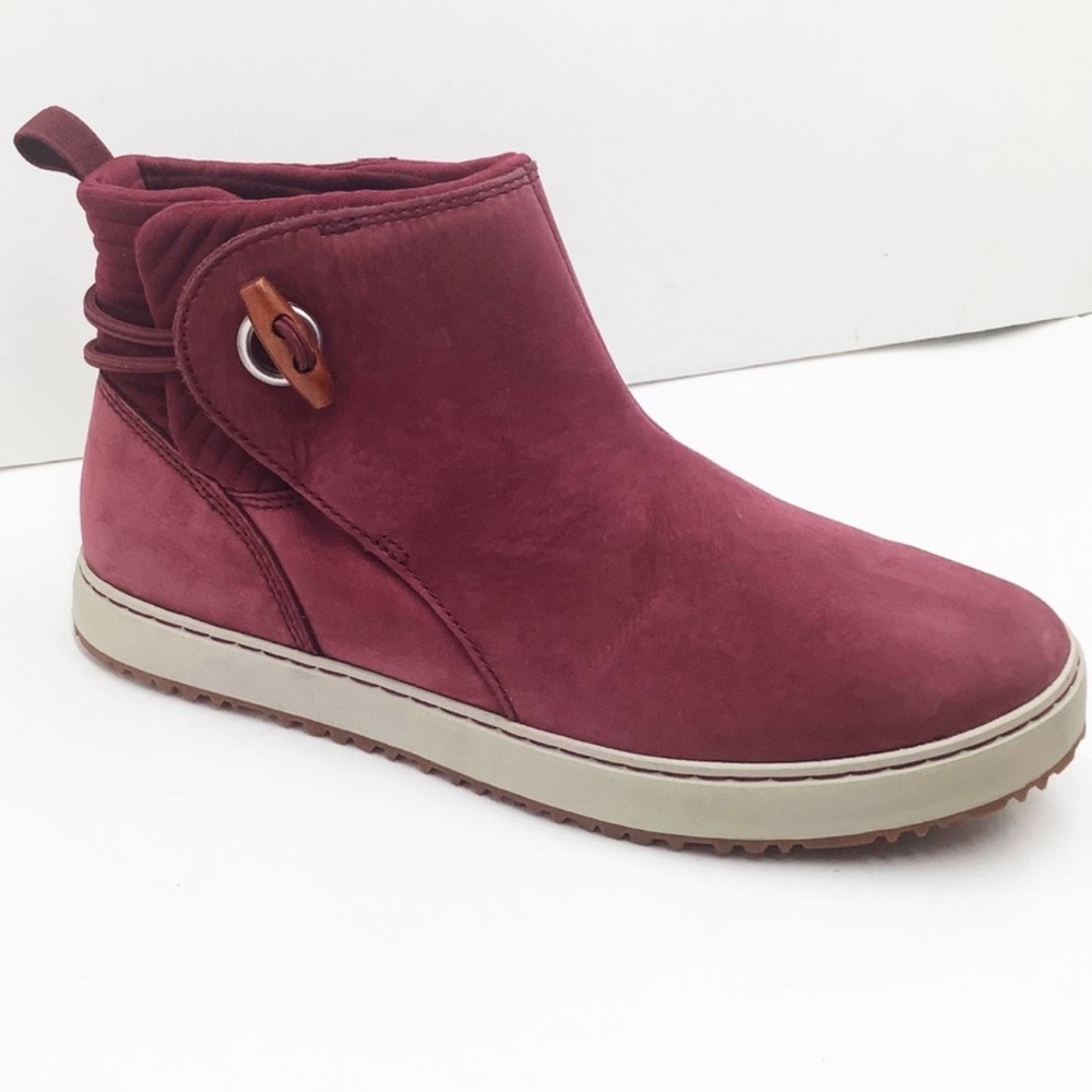 LL Bean Mountainside Toggle Boots